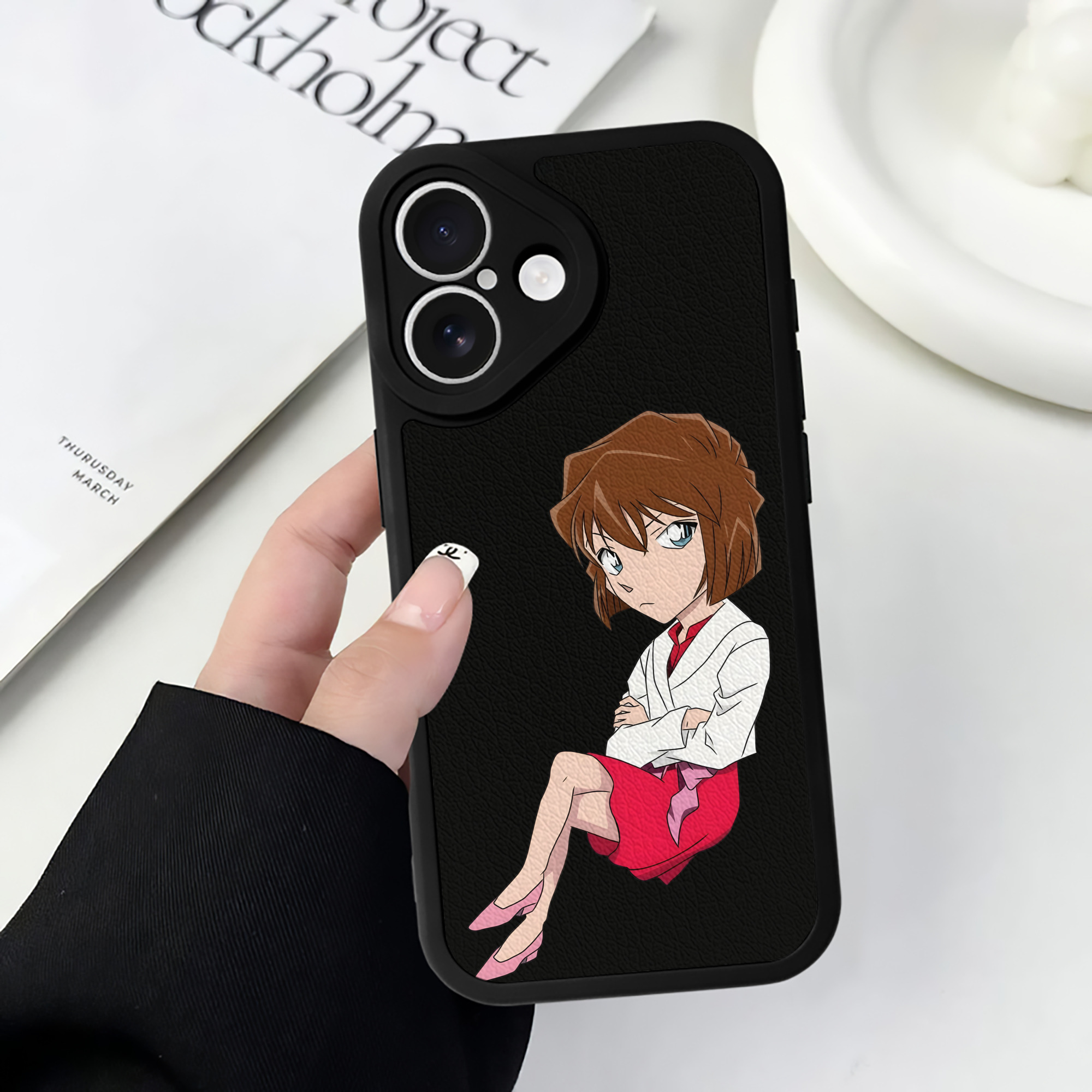 （画像用） 名探偵コナン 灰原 哀 はいばら あい Detective Conan Anita Hailey、Vi Graythorn Haibara Ai 【iPhone 16シリーズ対応】シリコンスマホケース（レザー調） 材質：シリコン